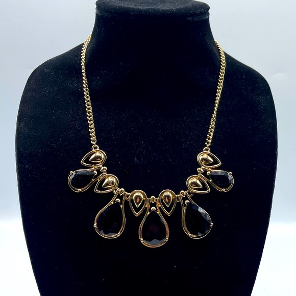 Vintage 1946 Jewelry - 1946 Gold Tone Statement Necklace
